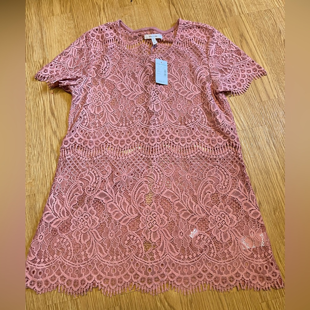 Maurice’s short sleeve flower shirt